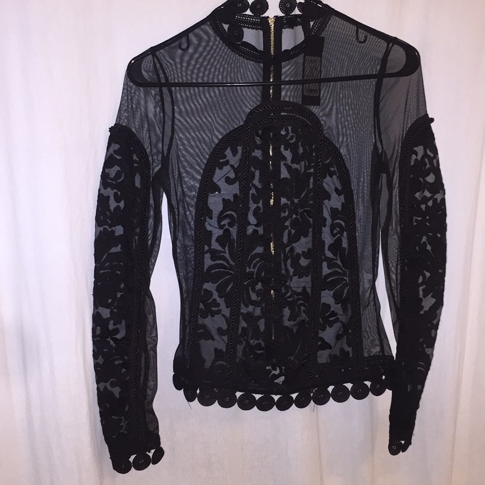 AKIRA Mesh Lace Longsleeve